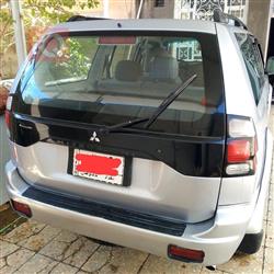 Mitsubishi Nativa